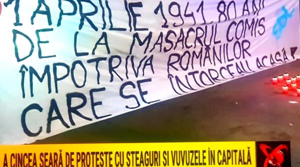 protestatarii anti restrictii au aprins lumanari la ambasada rusiei in memoria romanilor ucisi la fantana alba de sovietici video