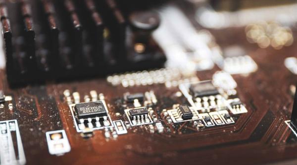 tsmc investeste colosala suma de 100 miliarde dolari in semiconductori in urmatorii trei ani