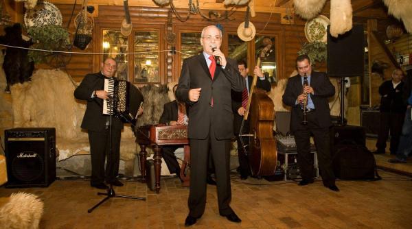 nelu ploiesteanu a murit cinci dintre cele mai iubite melodii ale artistului video