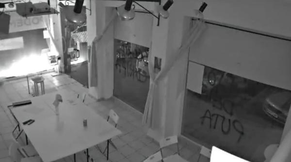 atac cu bomba la sediul unui partid din spania