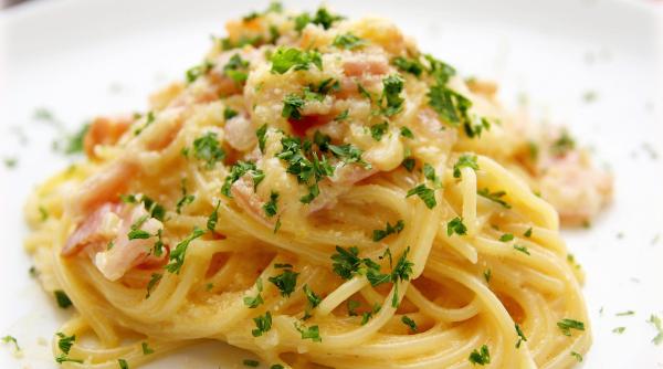 spaghete carbonara de post cum se prepara reteta