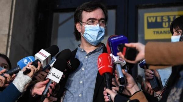 n ai cos  nu intri in magazin  prefectul capitalei  alin stoica  sa nu se creeze aglomerare