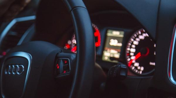 baiat de 14 ani prins la volanul unui autoturism