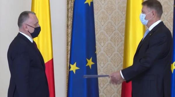 klaus iohannis l a convocat pe ministrul educatiei la cotroceni