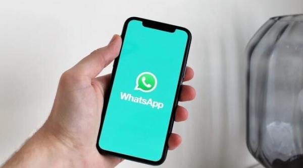 whatsapp are noi stickere pentru a promova vaccinarea  in colaborare cu oms