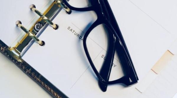 zile libere minivacanta de patru zile pentru romani