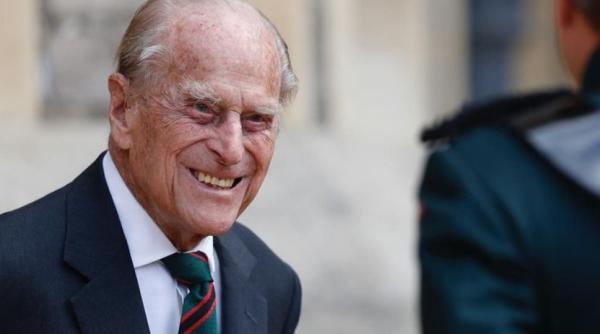 salve de tun in marea britanie si gibraltar in onoarea printului philip duce de de edinburgh foto