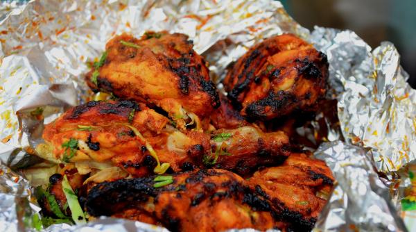 ce se intampla daca tii alimentele in folie de aluminiu nu mai face asta niciodata