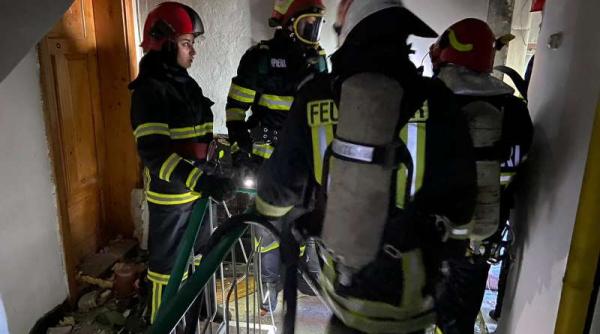 incendiu urmat de explozie intr un bloc din tulcea