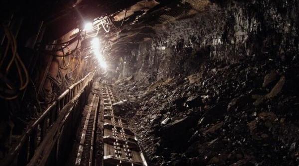 mineri in greva foamei in fata guvernului  lider sindical  pur si simplu ne arunca in strada