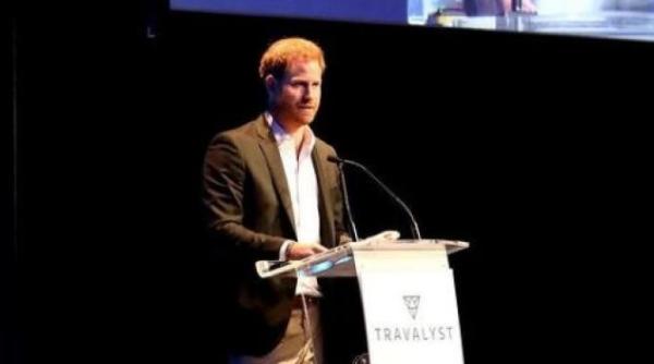 printul harry se intoarce acasa acesta va participa la inmormantare