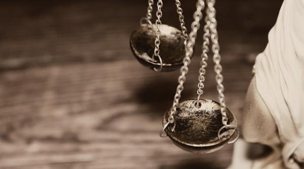 desfiintare siij stelian ion a refuzat propunerile pnl si udmr kelemen hunor informatii din spatele usilor inchise