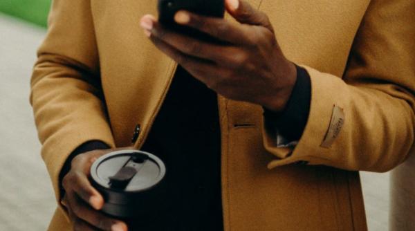 rasismul online scapa de sub control transmite fundatia cybersmile