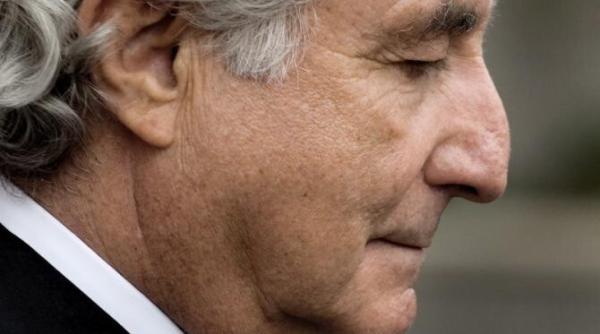 bernard madoff condamnat la 150 ani de inchisoare a murit