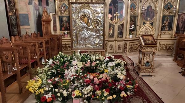 povestea icoanei de la biserica sfantul nicolae dintr o zi bucuresti minunea care i a facut pe monahi sa isi schimbe vietile