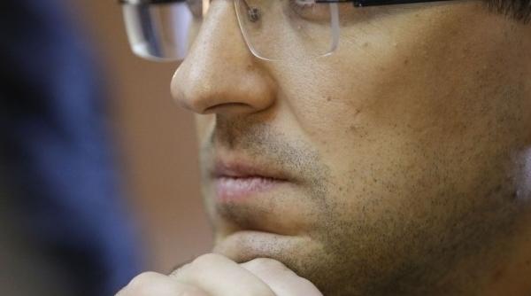 voiculescu si moldovan demisi ramona strugariu plus nu se poate guverna asa rusine sa va fie