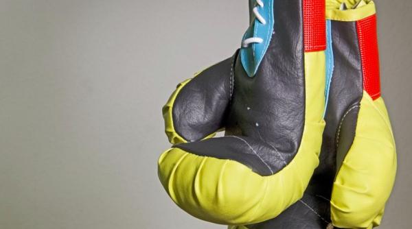 boxerii loredana marin si marian ghinoiu au debutat cu victorii la mondialele de tineret