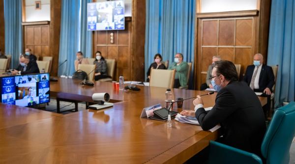 ministrii usr voiau sa ramana la guvernare dar barna ar fi cedat la presiunile lui ciolos surse