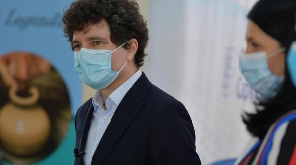 nicusor dan chemat la dna aurelian badulescu pinocchio in actiune la carma bucurestiului se afla un inapt