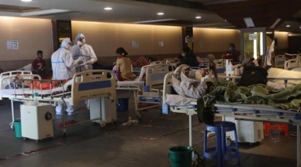 salile de nunti si hotelurile au fost transformate in spitale covid 19  in india