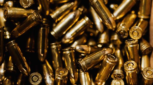 50 000 de cartuse letale descoperite la controlul de frontiera