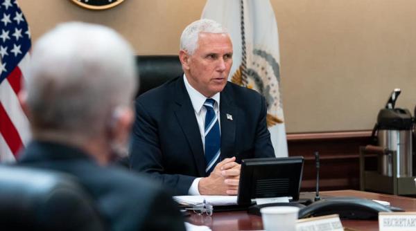 mike pence operat pe inima
