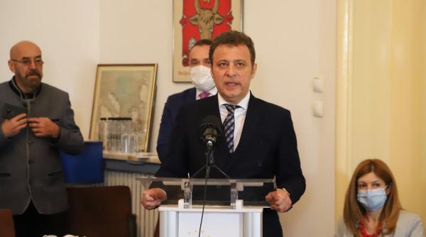 daniel olteanu a fost ales presedinte al alde