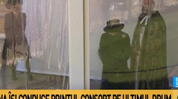 inmormantare printul philip aparitia reginei elisabeta a ii a foto