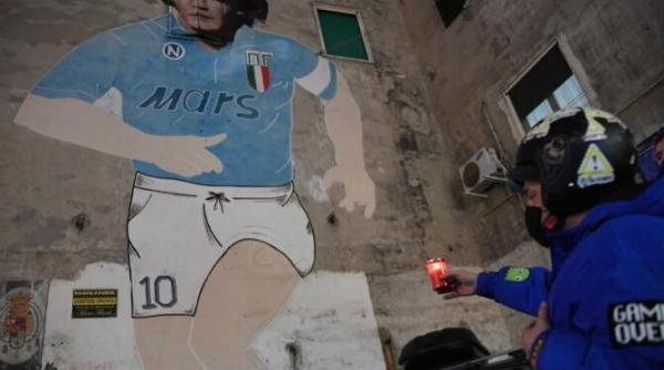 tricoul o data in viata purtat de maradona scos la licitatie