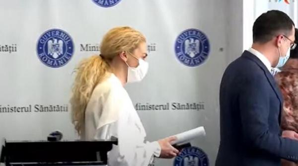 ioana mihaila si monica althamer secretarii de stat ai lui voiculescu fac misto de angajamentele usr plus in campanie