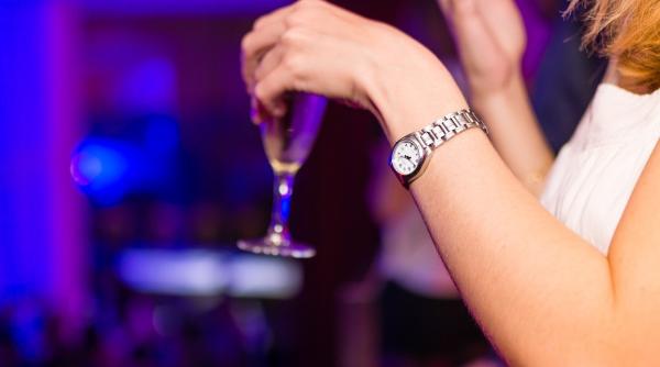 o femeie a ajuns in stare grava la spital dupa ce bauta a cazut in sant