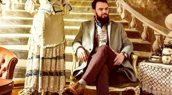 dinu popescu a scris cartea playboy o incursiune intr o lume interzisa nu mi e foarte clar cand am facut o