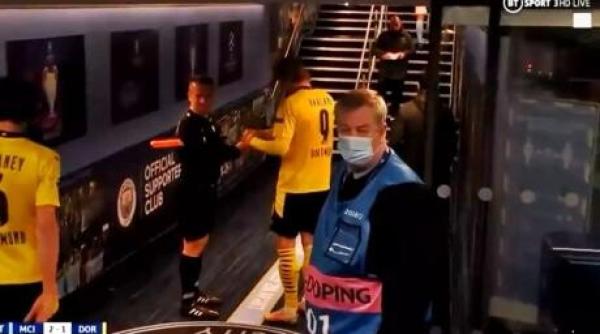 erling haaland s a alaturat arbitrului octavian sovre in campania umanitara