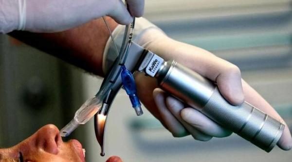 francez infectat cu covid dupa radiografia la plamani totul era ars precum catedrala din paris