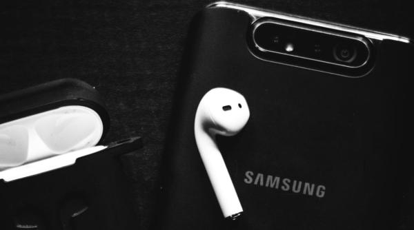 samsung galaxy z flip si z fold 2 redevin populare dupa aparitia la tv