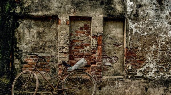 un tanar prins cu o bicicleta furata le a spus politistilor ca voia sa ajunga mai repede acasa