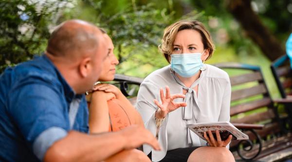 doi membri fondatori usr au trecut la aur chichirau au plecat inainte de alegeri parlamentare este normal pentru ei