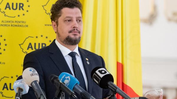 doi membri fondatori usr au trecut la aur claudiu tarziu nu este o chestiune brusca am refuzat grupurile masive de membri