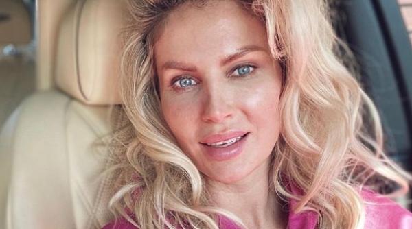 cum isi castiga andreea banica banii inainte de a fi celebra langa calea ferata stateam si vindeam