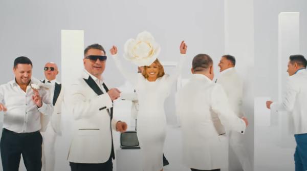 loredana val de revolta dupa piesa cu regii manelelor fanii tradati mesaje disperate urat tare imbatranesti e o mizerie crezi ca publicul tau e gen vulpita si viorel