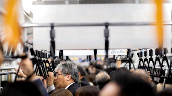 tarile baltice au expulzat patru diplomati rusi