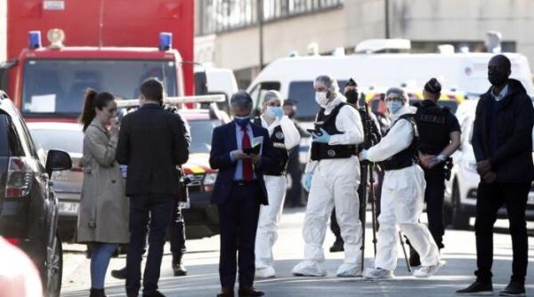 video incident terorist in franta  politista injunghiata in gat  macron  nu vom ceda nimic