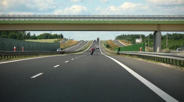 aglomeratie pe autostrada soarelui centrul infotrafic atentionare pentru soferi