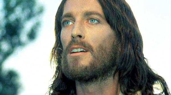 cum arata acum actorul robert powell cel care l a interpretat pe iisus in celebra ecranizare iisus din nazaret