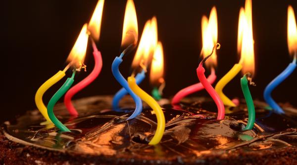 florii 25 aprilie 2021 cele mai frumoase mesaje si urari pentru cei dragi