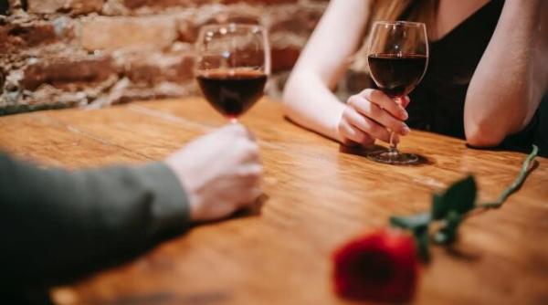 japonez cu 35 de iubite arestat pentru inselaciune le mintea ca este ziua lui si primea cadouri