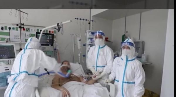 povestea emotionanta a unui barbat care lupta de doua luni cu boala covid 19 video