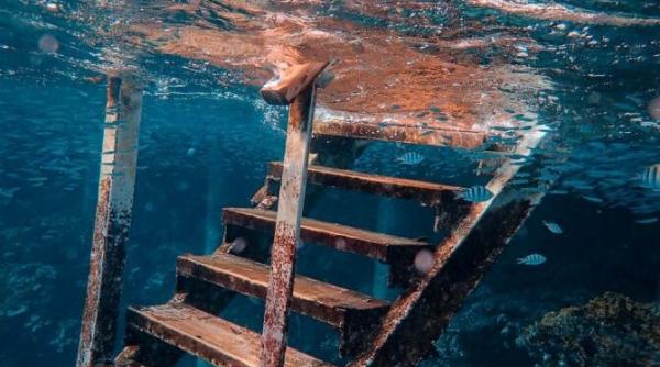 submarinul indonezian gasit rupt in trei bucati mai avea rezerve de oxigen pana sambata dimineata