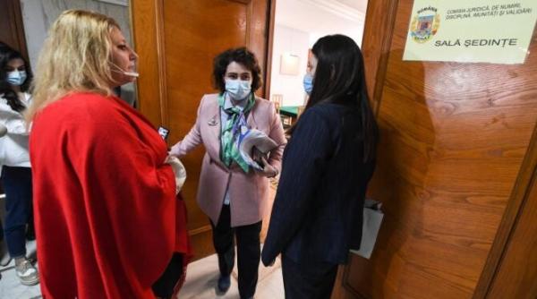 senatorul diana sosoaca  sanctionata  laura scintei  au fost constatate un numar de cinci abateri