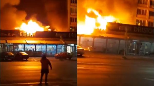 incendiu puternic la o shaormerie cunoscuta din bucuresti s a intervenit cu 14 autospeciale